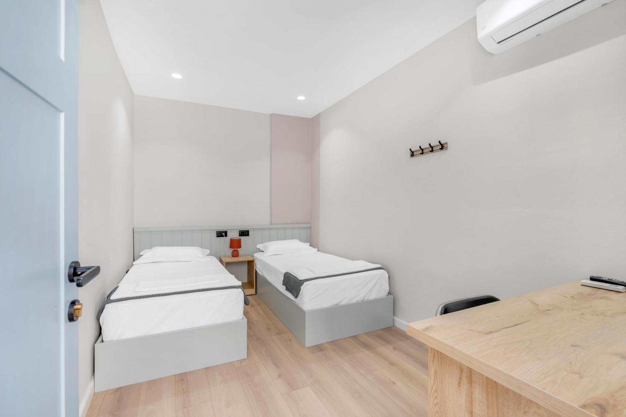 The Nook City Centre En Suite 培拉特 外观 照片